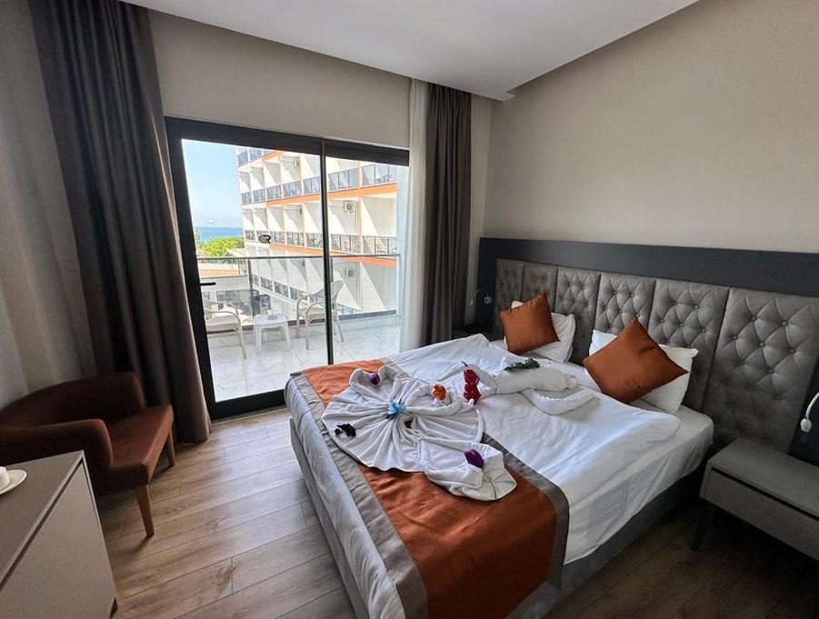 Side Golden Rock Hotel & Spa