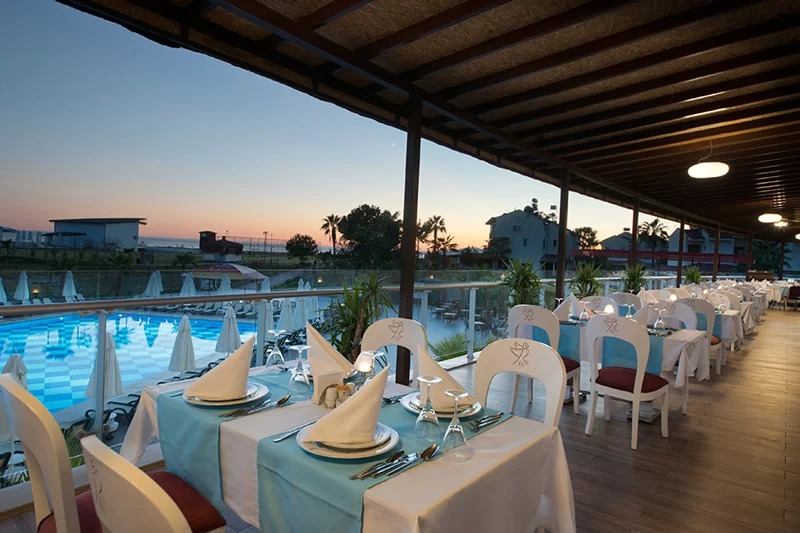 Raymar Resort Hotel