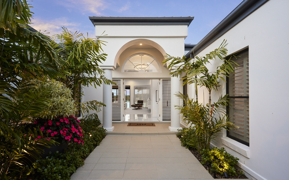 Gold Coast Property Photography - Luxury Inviting Entryway, Sanctuary Cove