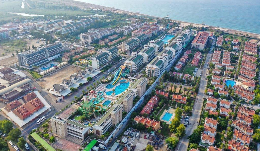 Hotel Crystal Waterworld Aqua Collection