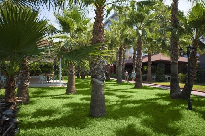 Hotel Royal Garden Beach