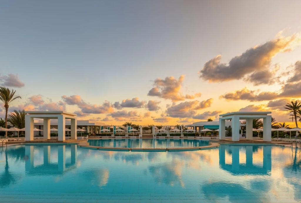 Radisson Blu Palace Resort & Thalasso