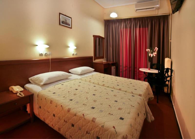 Bakos Hotel