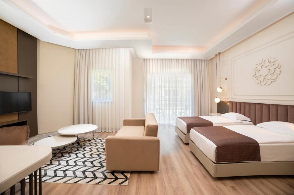 Topkapi Palace Swandor Hotel