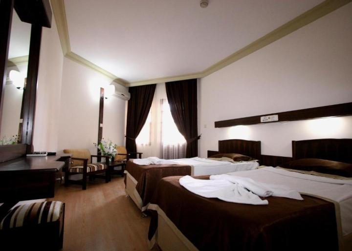 Arsi Hotel