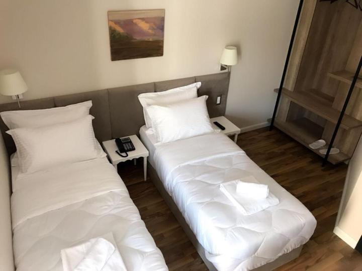 Hotel Ruby Palace