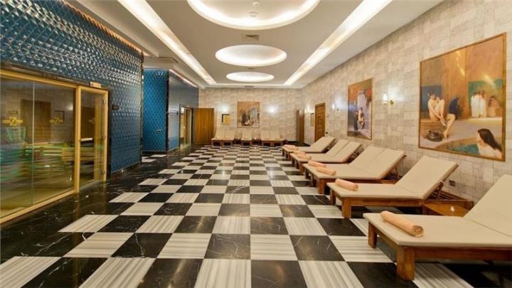 Side Premium Hotel