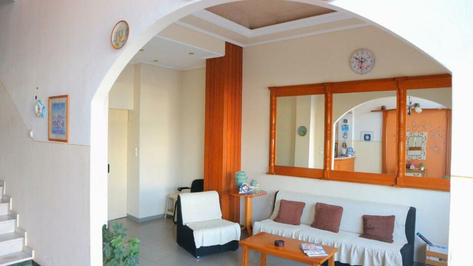 Akti Hotel