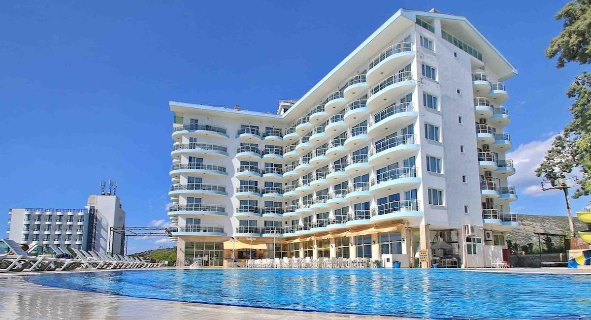Arora Hotel