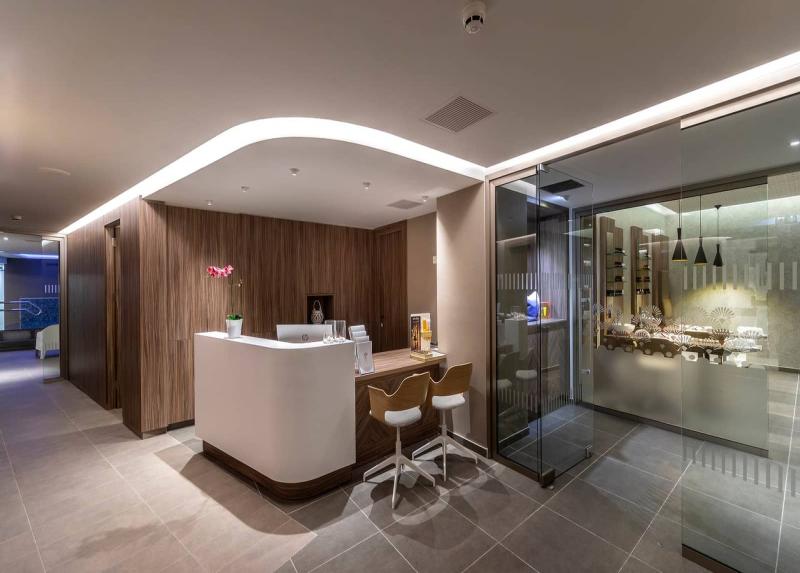 Faros Hotel