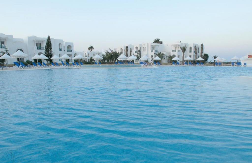 Vincci Helios Beach