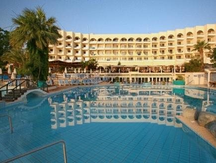 The Golden Coast Beach Hotel