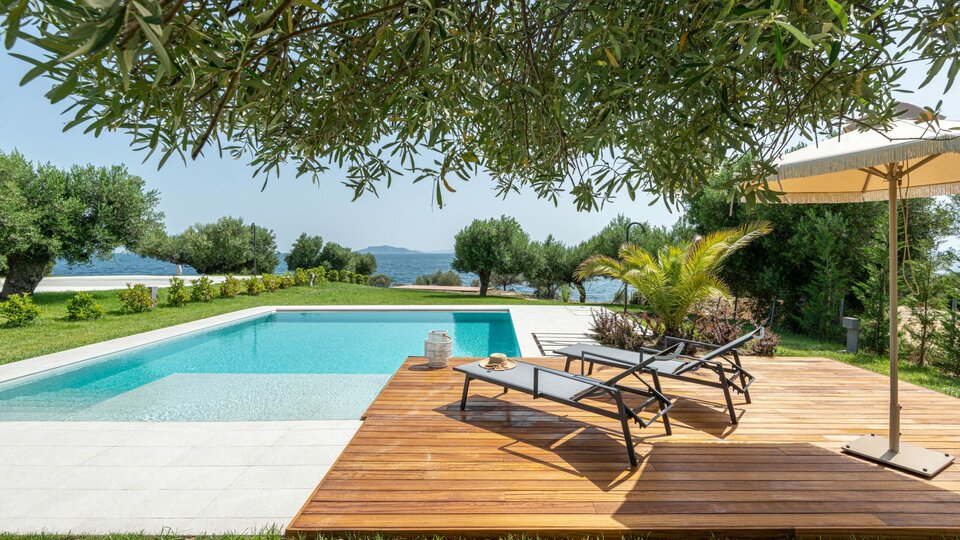 Luria Homes and Luxury Villas