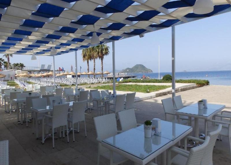 Regulus Beach Resort Hotel