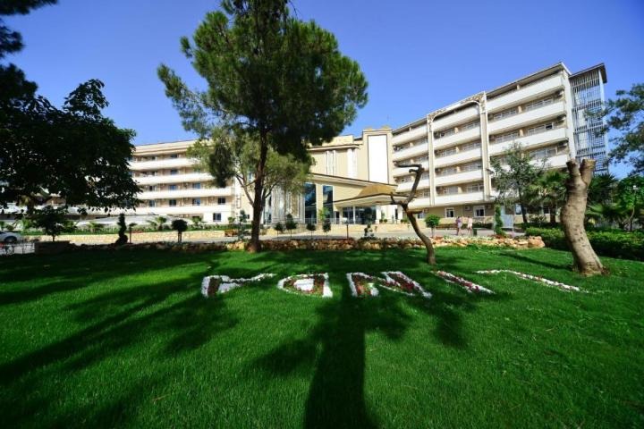 Hotel Linda Resort