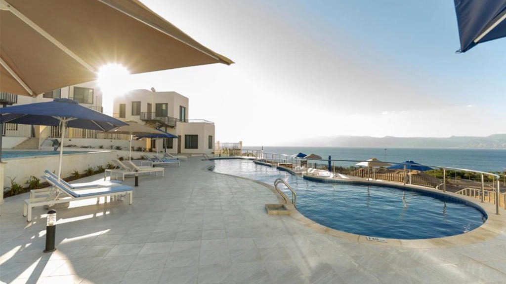 Diamond Palm Resort