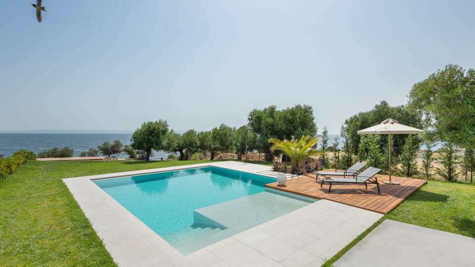 Luria Homes and Luxury Villas