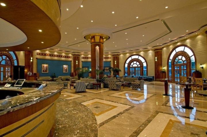 Hotel Dreams Vacation