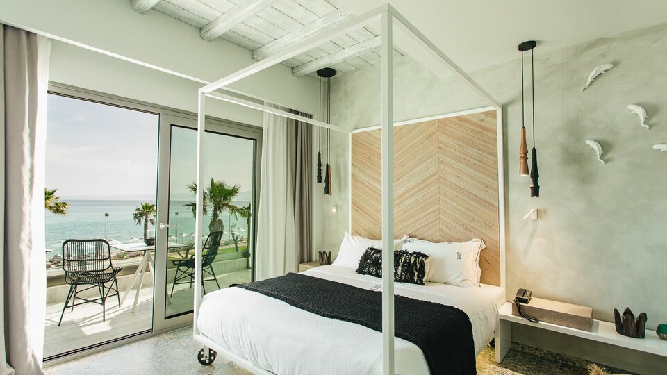 Blue Carpet Luxury Suites