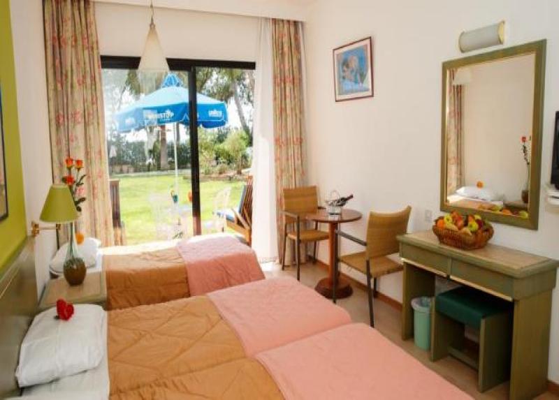 Park Beach Hotel