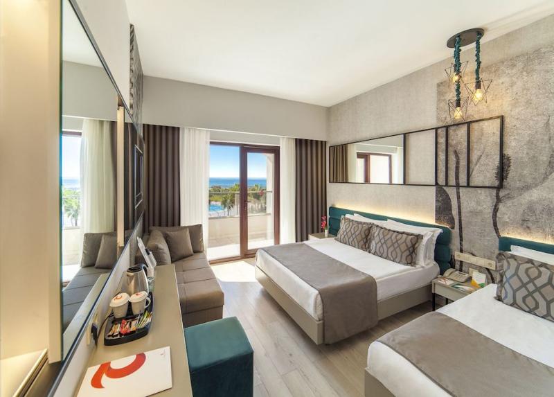 Club Hotel Turan Prince World
