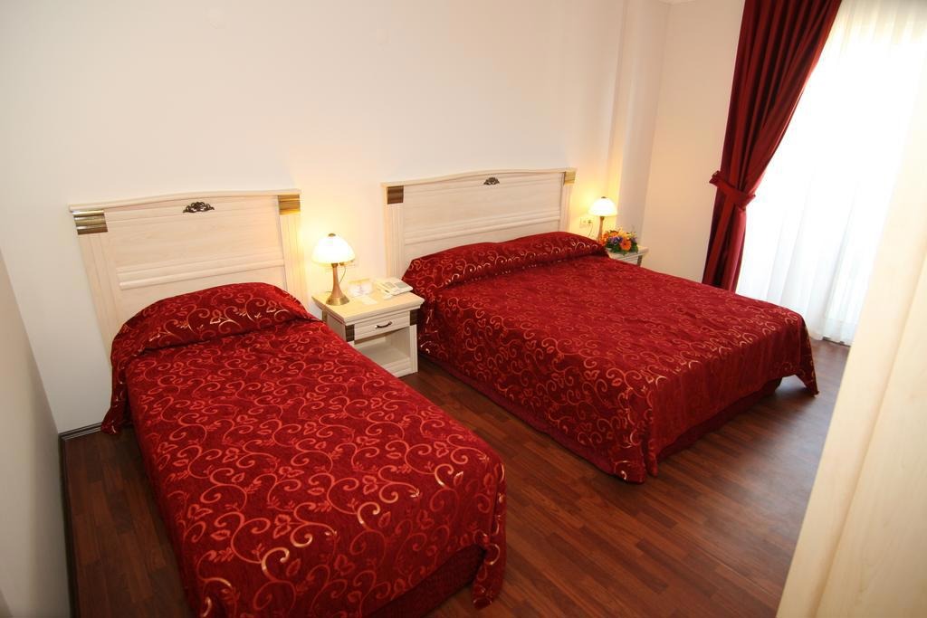 Duqqan Deluxe Hotel (ex. Dabaklar Hotel)