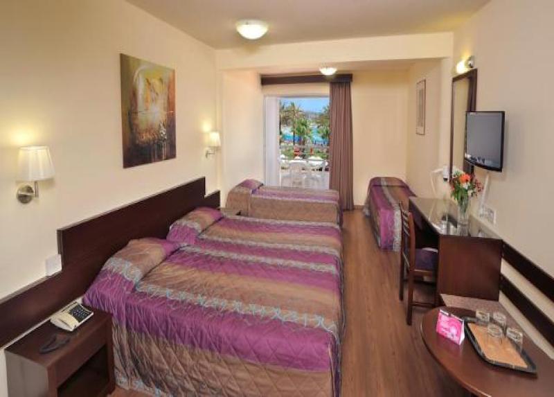 Okeanos Beach Hotel