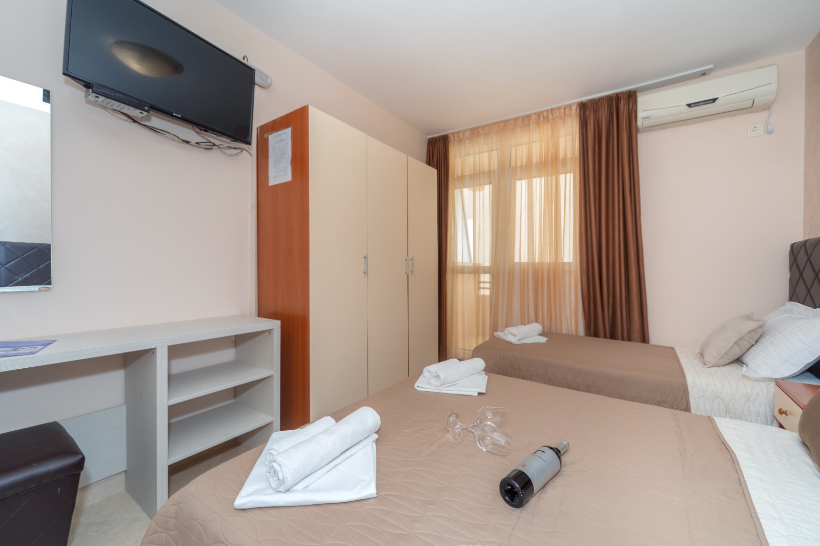 Apartmani Lara