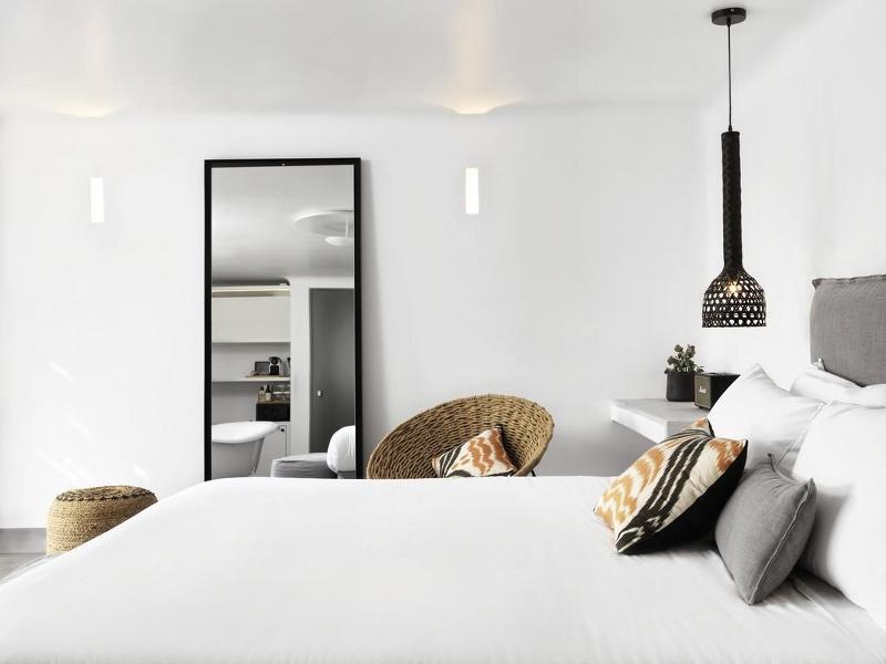 Boheme Hotel