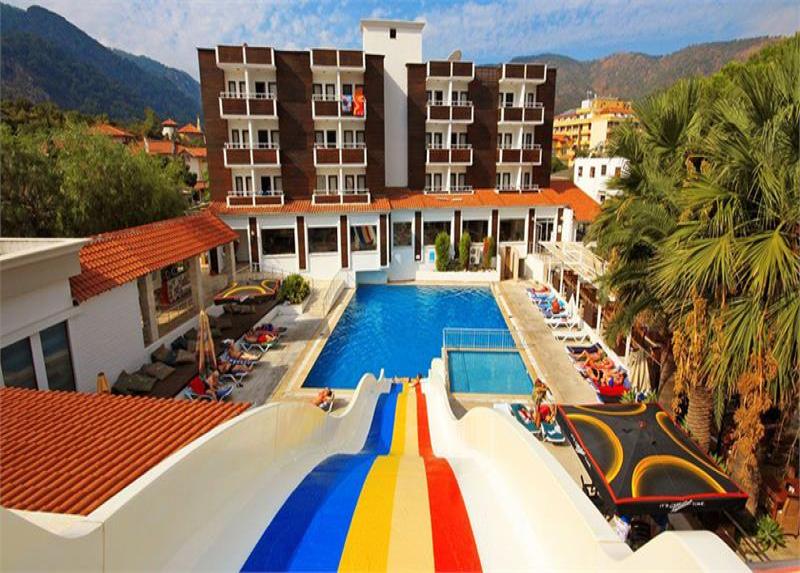 Club Munamar Beach Resort Hotel