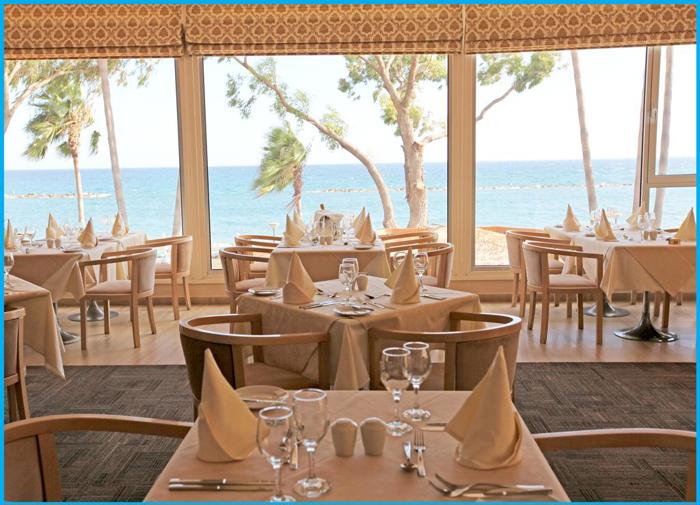 Poseidonia Beach Hotel