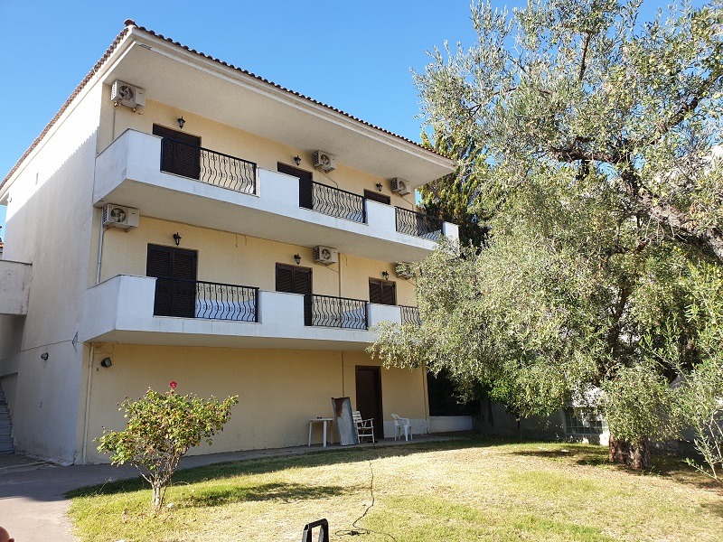 Vila Karatasos 2