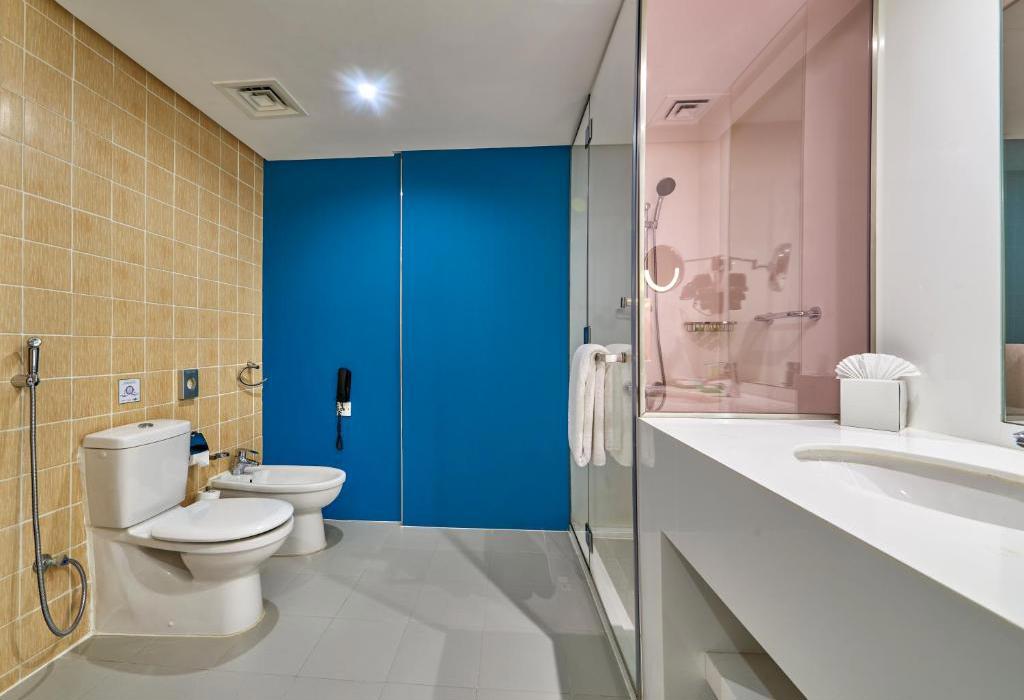 Hotel Ramada Hotel and Suites By Wyndham JBR