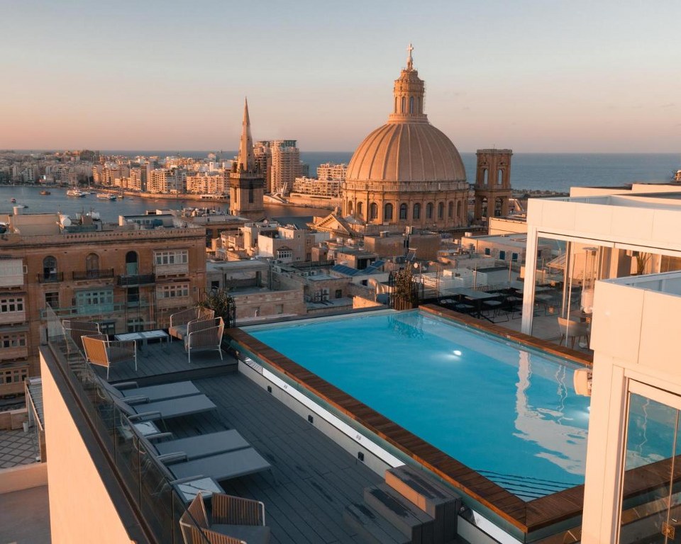 The Embassy Hotel