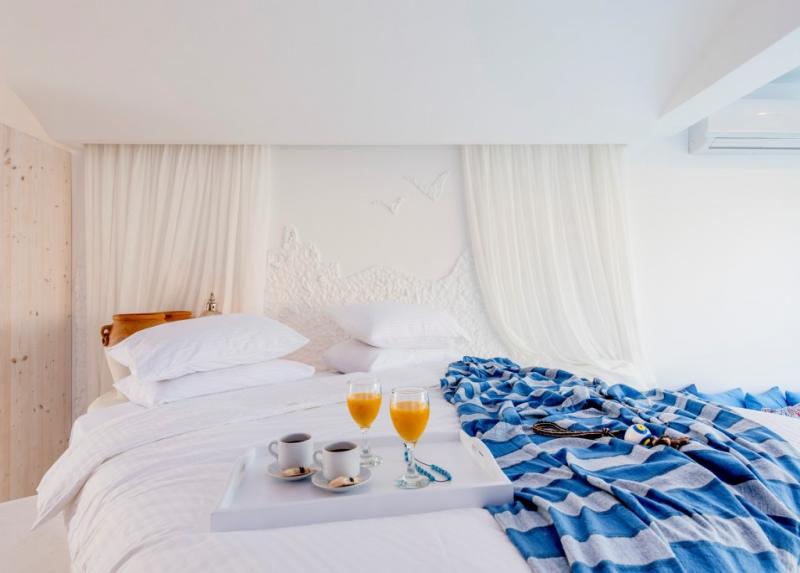 Kouros Home Apartments Hotel