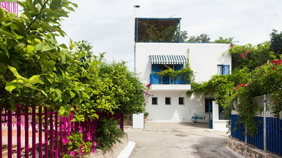 Daphne's Club Hotel Apartments
