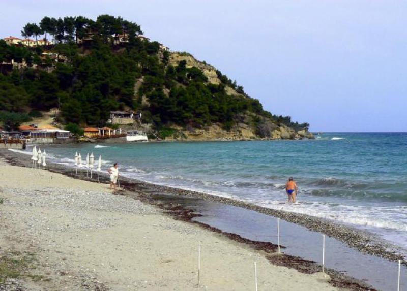 Xenios Dolphin Beach Hotel