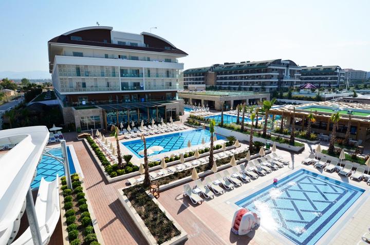Trendy Verbena Beach