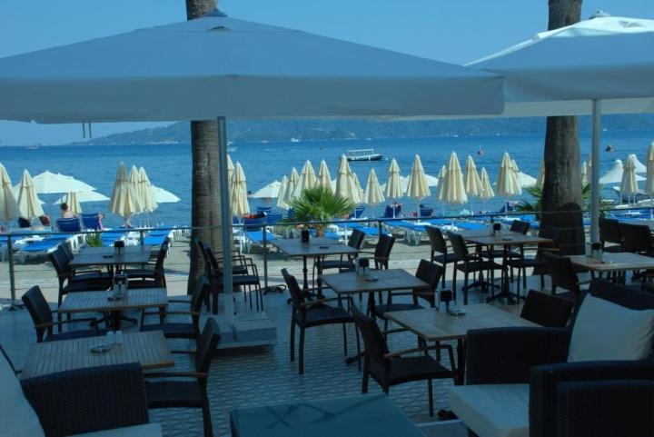 Hotel Begonville Beach