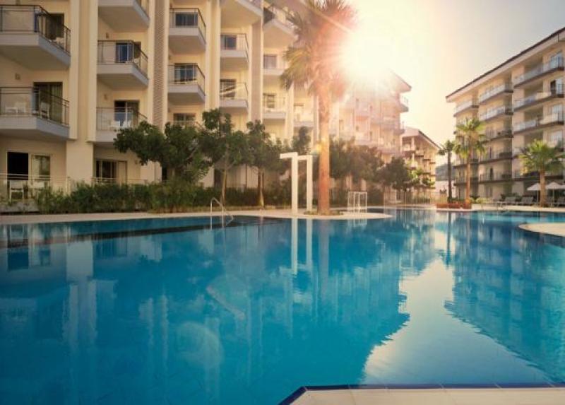 Ramada Hotel & Suites Hotel