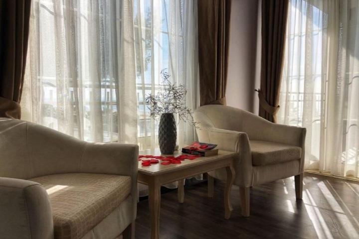 Majestic Hotel