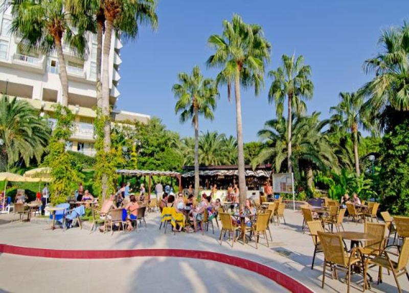 Fantasia Deluxe hotel