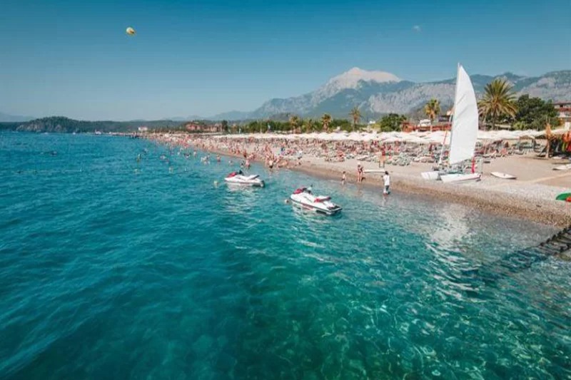Loceanica Beach Resort Hotel