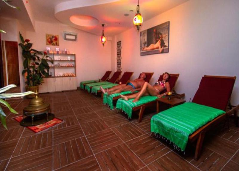 Blue Wave Suite Hotel