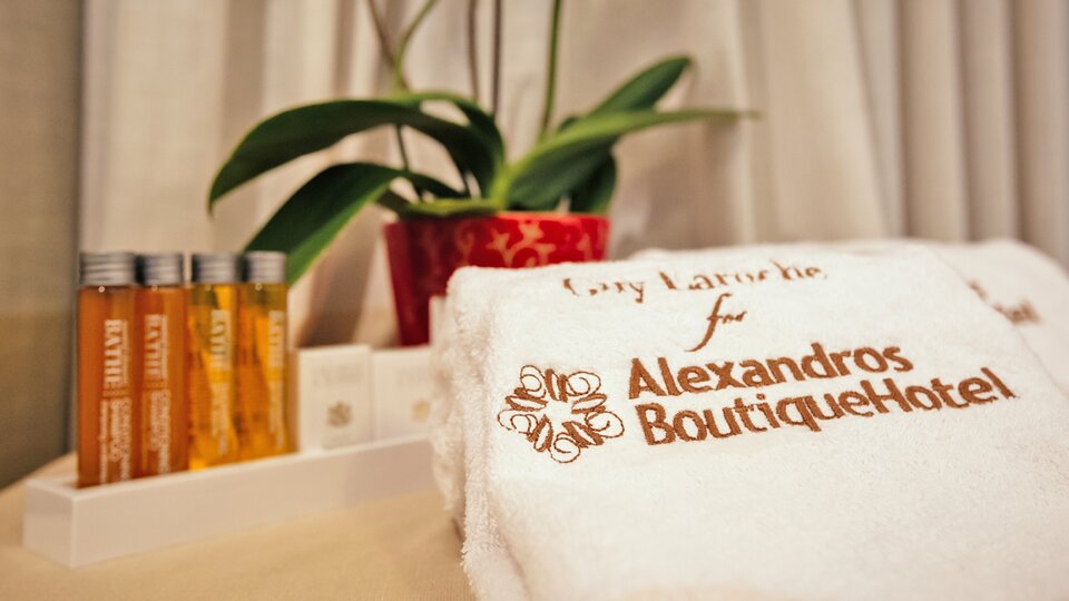 Alexandros Boutique 