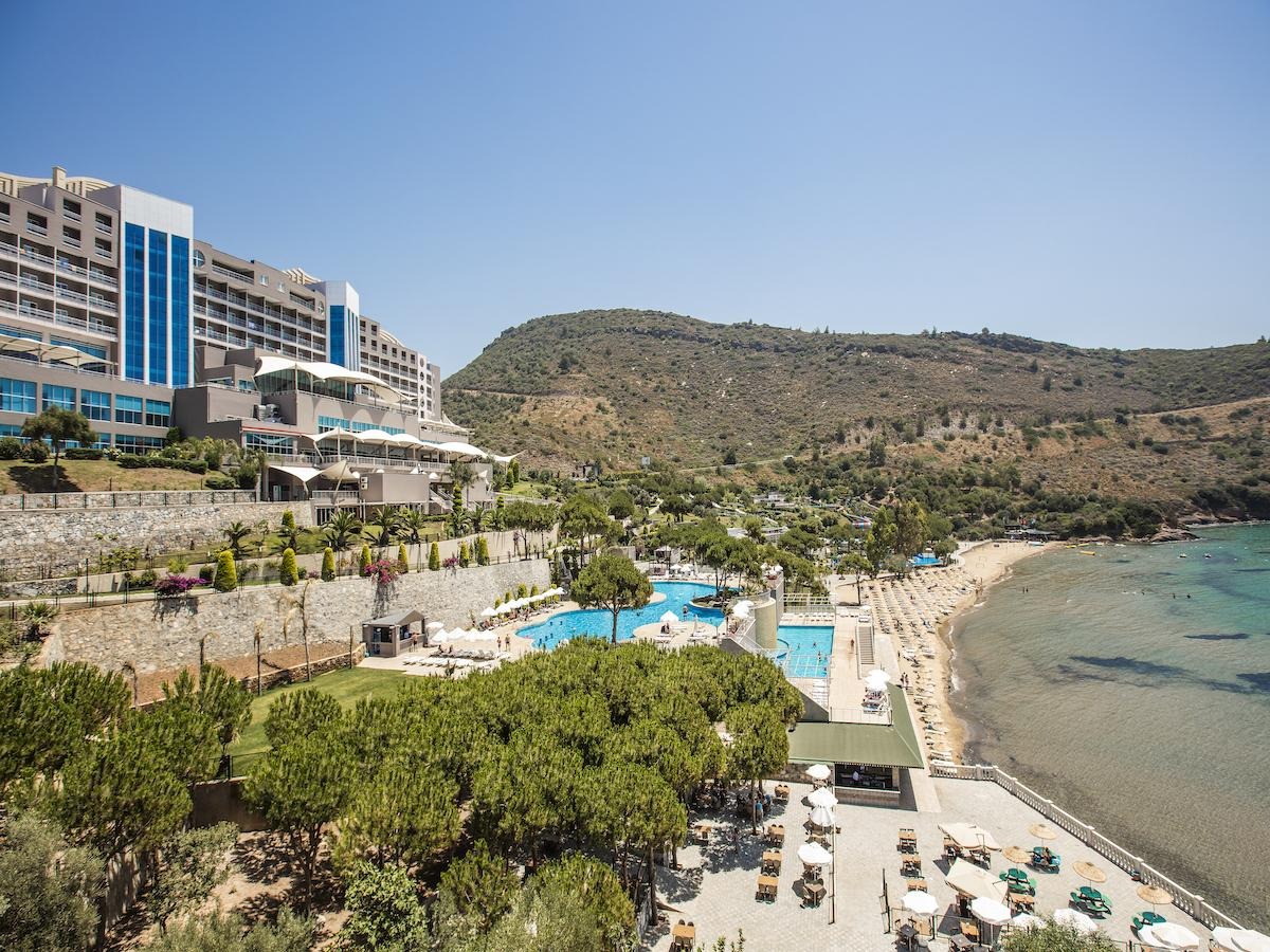 Aria Claros Beach & Spa Resort
