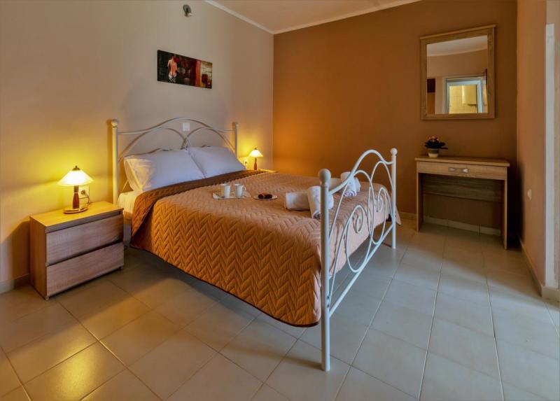 Govino Bay Aparthotel
