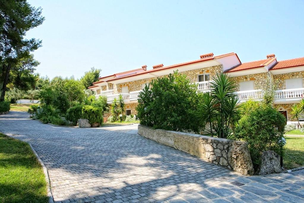 Vila Chrouso Apartments