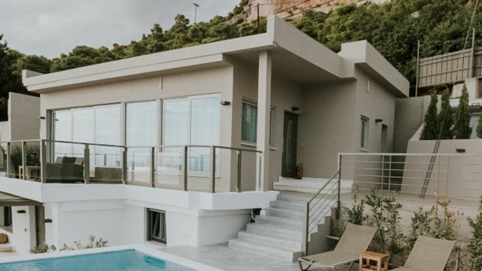 Pefkaki Boutique