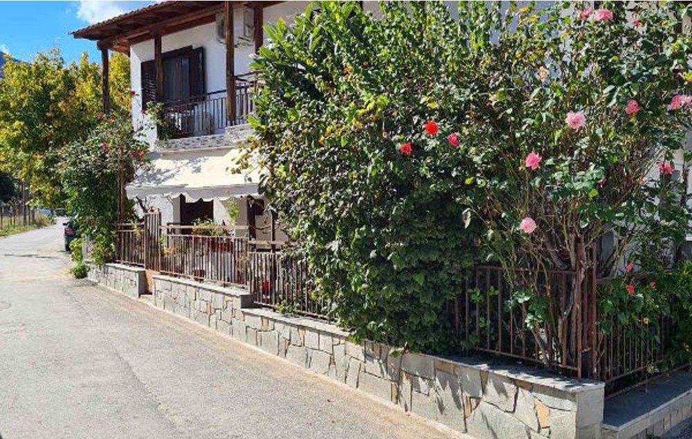 Vila Dimitra Platani